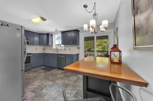 482 THORN RIDGE, Amherstburg, ON N9V 3X4