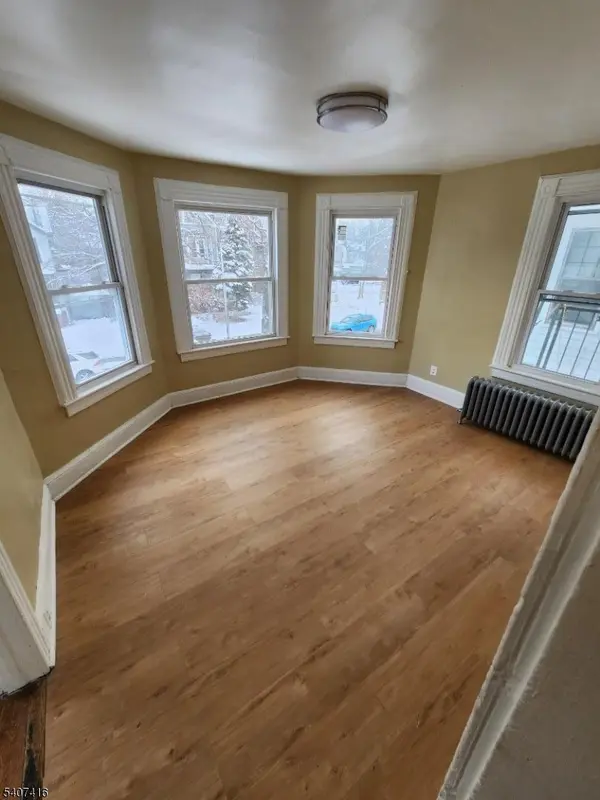 143 S Clinton St #3, East Orange City, NJ 07018