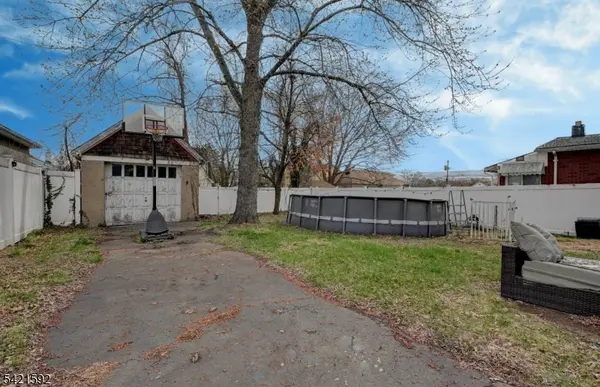 532 W Broadway, Haledon Boro, NJ 07508