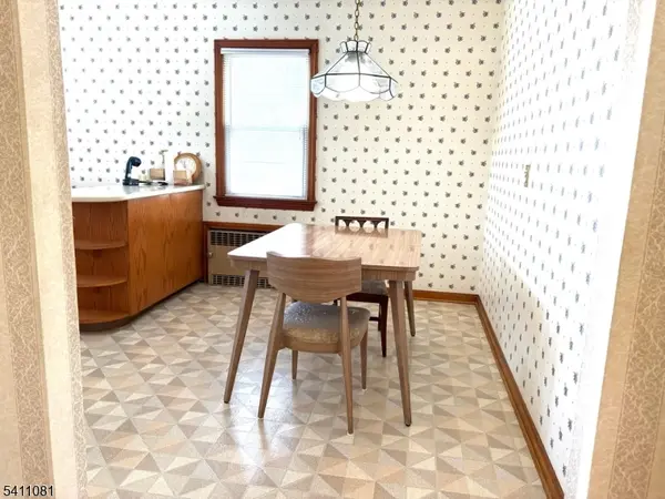 734 Louise Ct, Lyndhurst Twp., NJ 07071