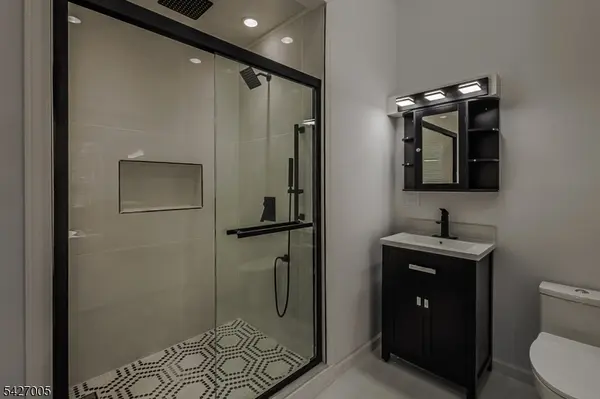 242 Hollow Rd, Montgomery Twp., NJ 08558