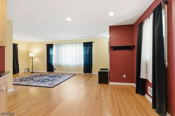 42 Erie Ave, Rockaway Twp., NJ 07866