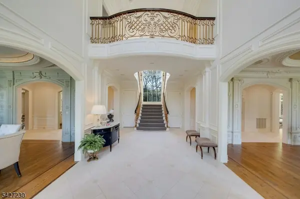 501 Timberline Dr, Franklin Lakes Boro, NJ 07417