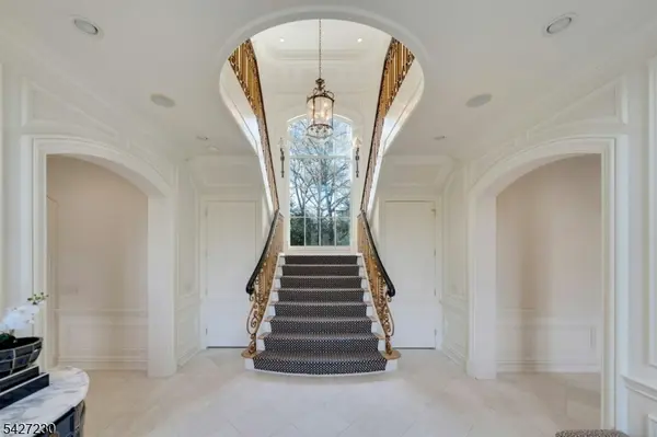 501 Timberline Dr, Franklin Lakes Boro, NJ 07417