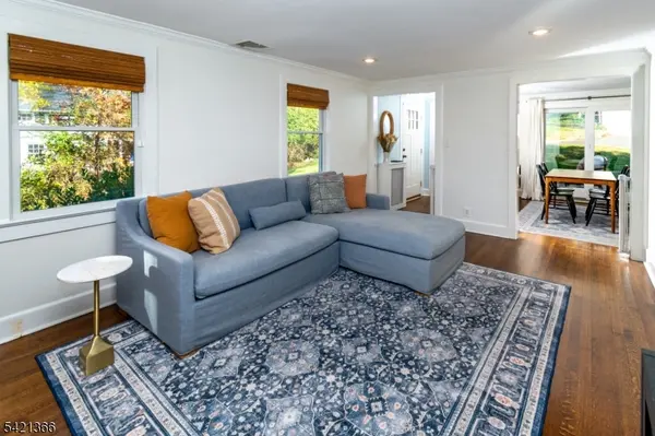 6 Cape Ct, Millburn Twp., NJ 07041