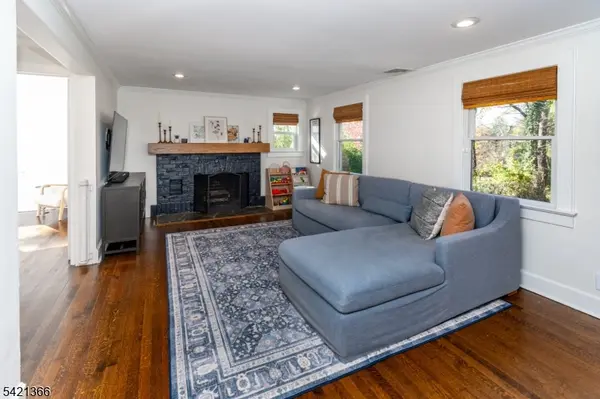 6 Cape Ct, Millburn Twp., NJ 07041