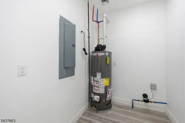 949 Edwin St, North Brunswick Twp., NJ 08902