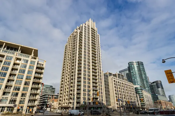 21 Grand Magazine ST #510, Toronto C01, ON M5V 1B5