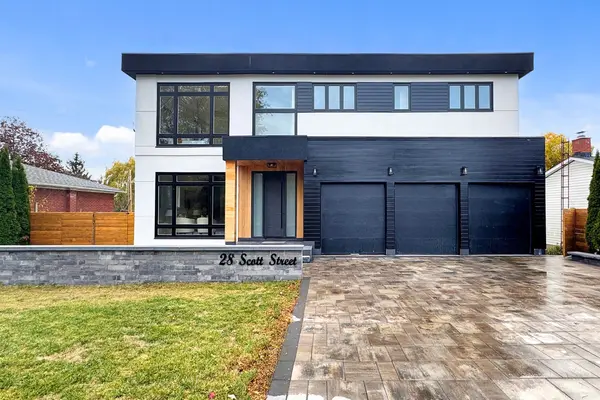 28 Scott ST, Whitby, ON L1N 3L1