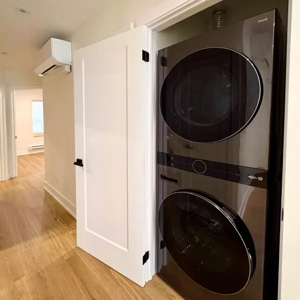 275 Mortimer AVE #A, Toronto E03, ON M4J 2C6