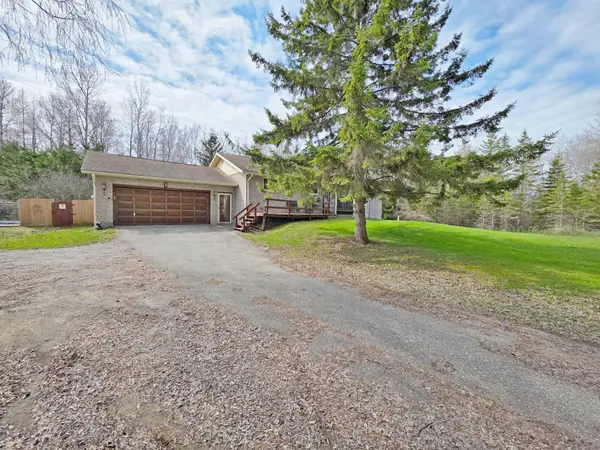 3525 Pollock RD E, Georgina, ON L4P 0P6