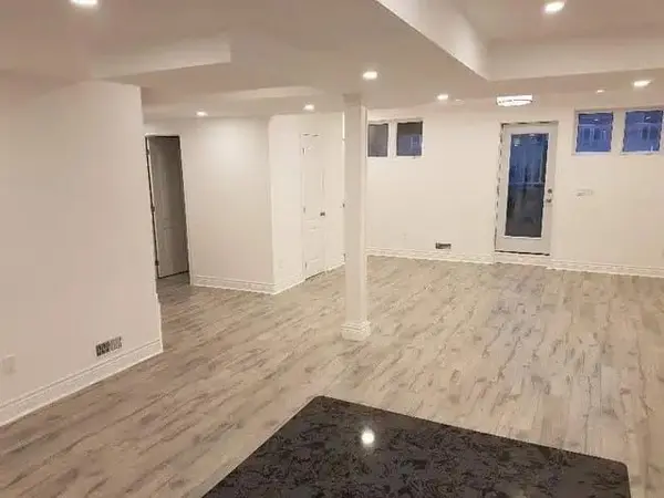 7 Tarmack AVE #BSMNT, Richmond Hill, ON L4E 0E6