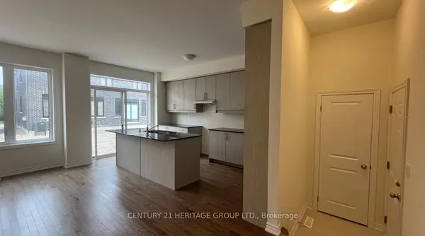 22 Blick CRES, Aurora, ON L4G 7Y9