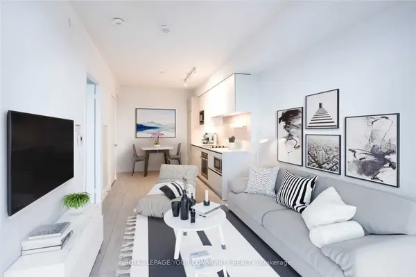 950 Portage Pkwy #5311, Vaughan, ON L4K 0J7