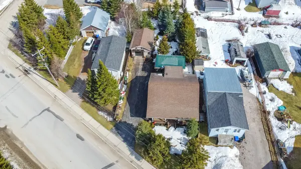 24 Fontaine DR, Hearst, ON P0L 1N0