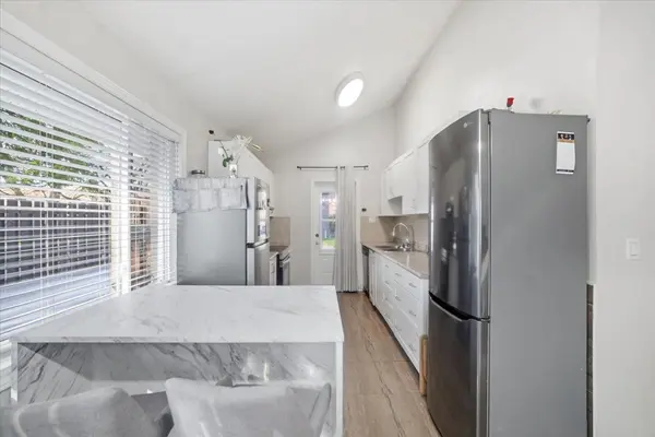 13 Cornwall RD #Upper, Brampton, ON L6W 1M8