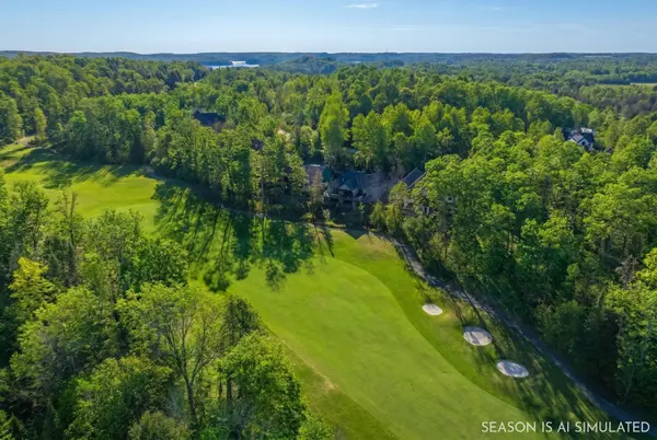 24 St Georges CT, Huntsville, ON P1H 1B1