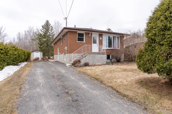 16 Aubrey AVE, Greater Sudbury, ON P0M 1M0