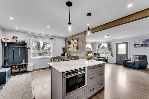 3069C 5th Lake RD, Frontenac, ON K0H 2K0