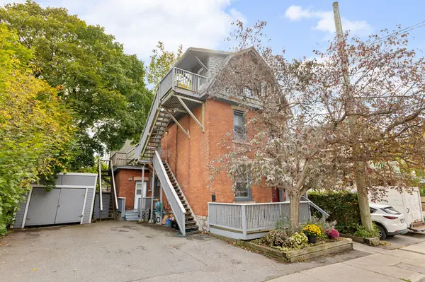 58-60 Louisa ST, West Centre Town, ON K1R 6Y8