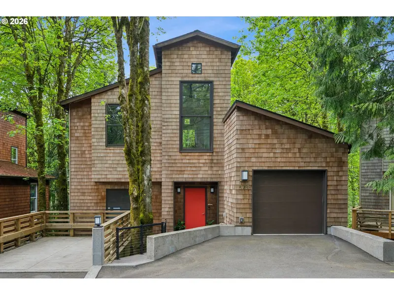 5733 SW SALMON ST, Portland, OR 97221