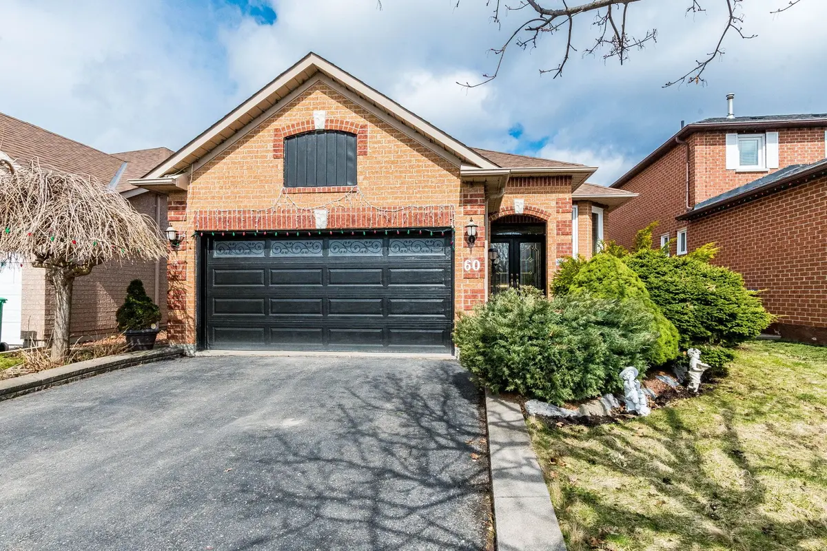 60 Red Maple DR, Brampton, ON L6X 4M1