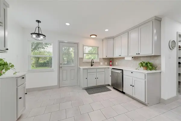 10166 San Lorenzo Drive, Dallas, TX 75228