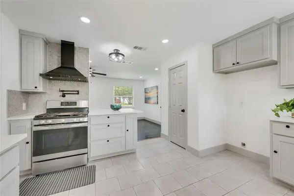 10166 San Lorenzo Drive, Dallas, TX 75228