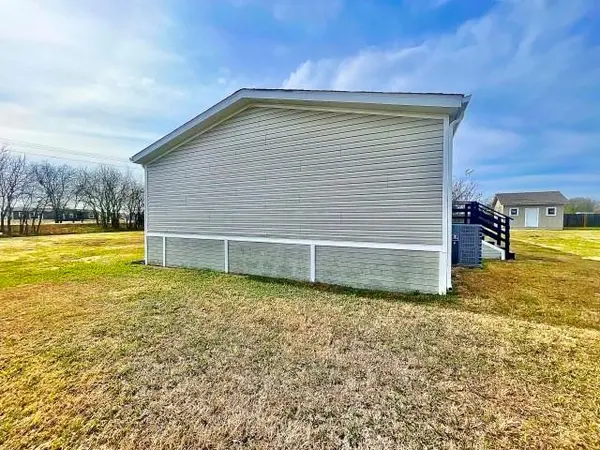 3600 County Road 911, Joshua, TX 76058