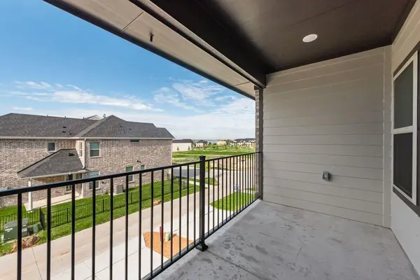 8326 Bayside Drive, Rowlett, TX 75088