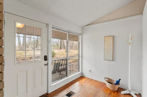 106 Lively Avenue, Mount Pleasant, TX 75455