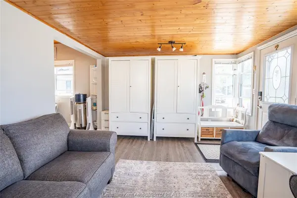 523 Bayview Avenue, Erieau, ON N0P 1N0