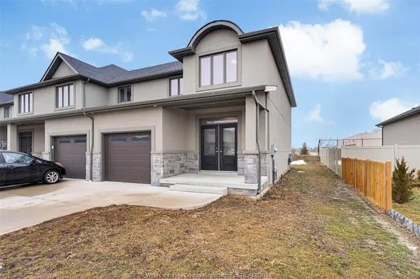 120 LANE, Essex, ON N8M 0B2