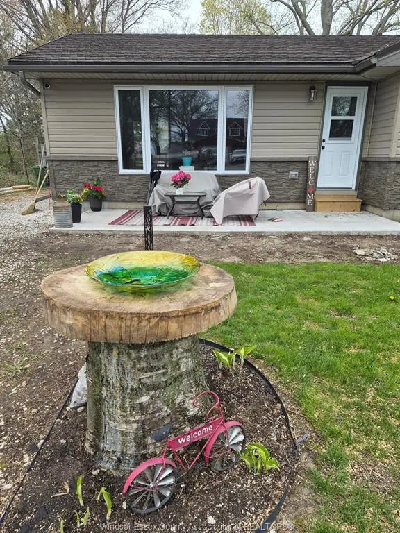 290 LAKE Street, Essex, ON N0R 1G0