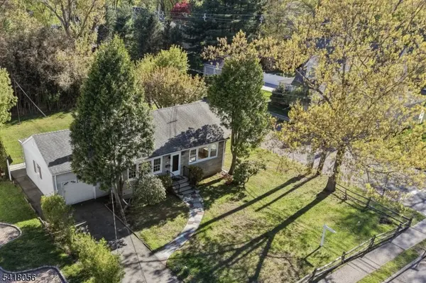 284 Madison Ave, Cresskill Boro, NJ 07626