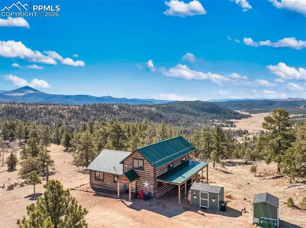 558 Hawk LN, Florissant, CO 80816