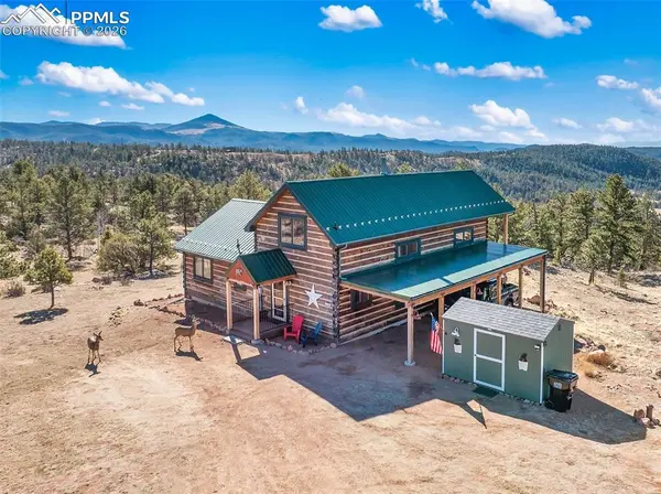 558 Hawk LN, Florissant, CO 80816