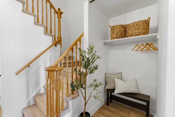 62 Windham CRES, Clarington, ON L1E 1Y3