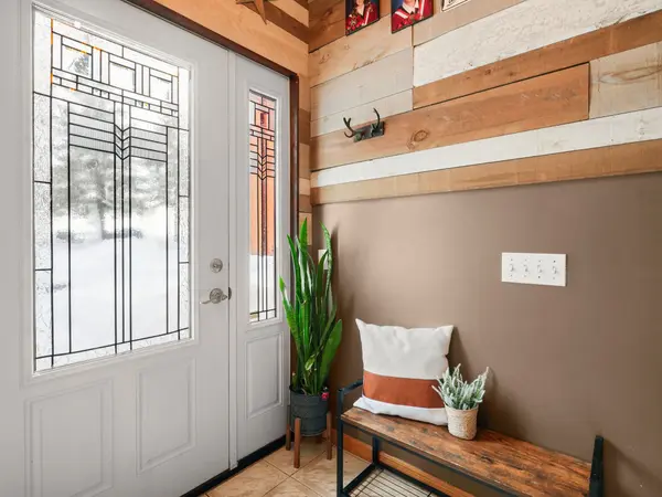 4684 10th Side Road, Essa, ON L0L 2N0