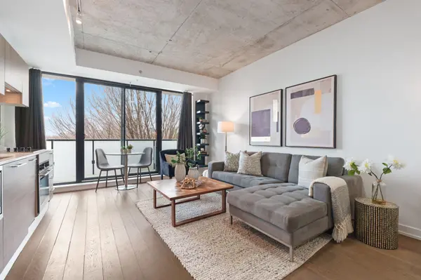 530 Indian GRV #401, Toronto W02, ON M6P 0B3