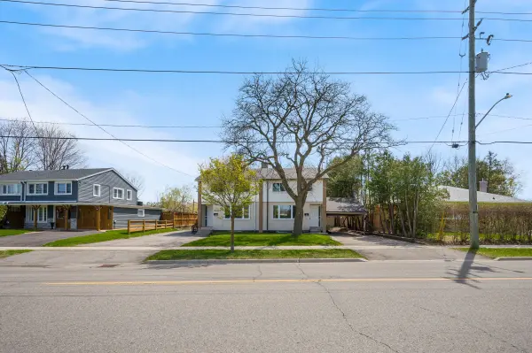 128 Heslop RD, Milton, ON L9T 1B4