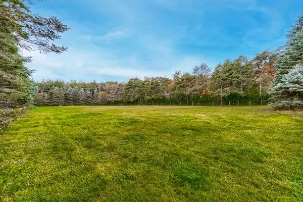 17374 Mount Pleasant RD, Caledon, ON L7E 3M8