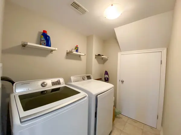 206 HALYARD WAY, Kanata, ON K2S 1B9