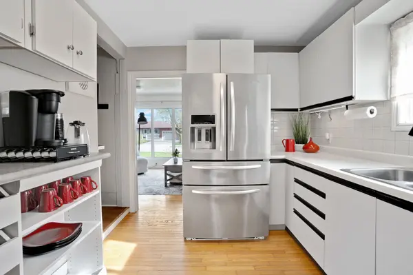 36 Hilltop DR, Cambridge, ON N1R 1T1