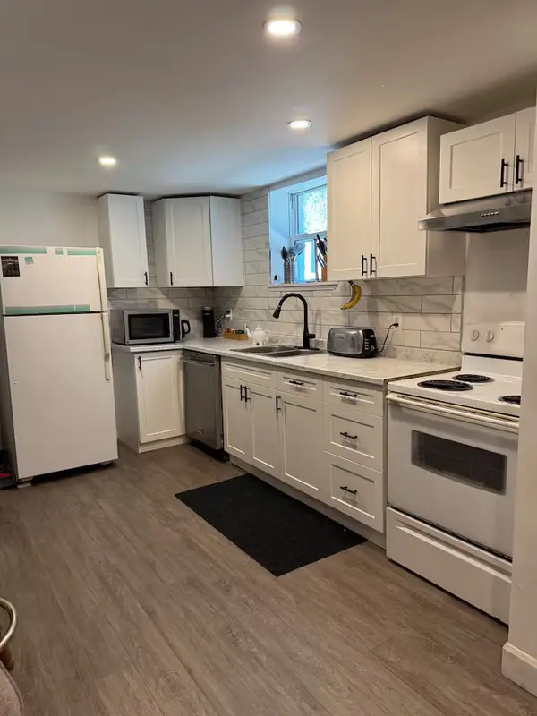 29 Terrence ST #LOWER, London East, ON N5Z 1C3