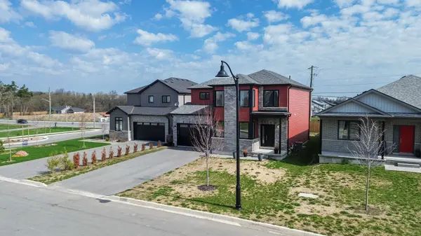 7 Allen ST, Prince Edward County, ON K0K 2T0