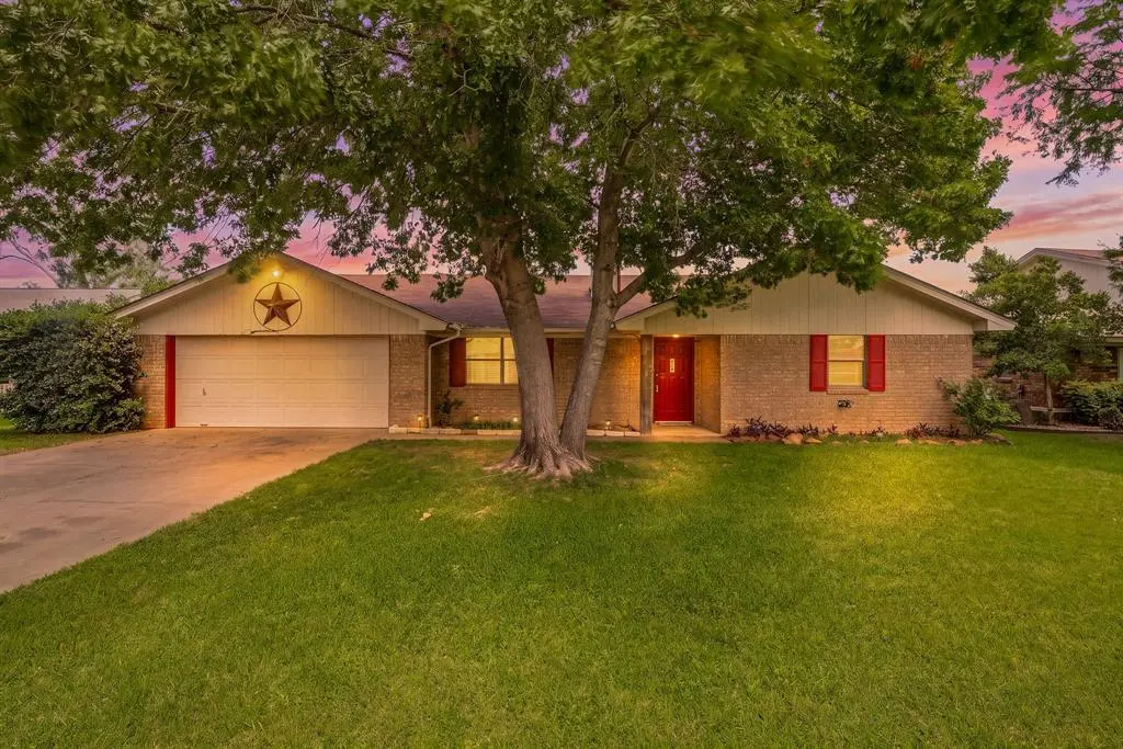 1407 Inglewood Drive, Stephenville, TX 76401