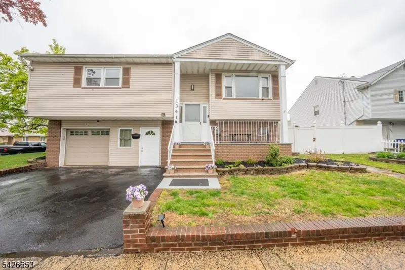 1341 Marcella Dr, Union Twp., NJ 07083
