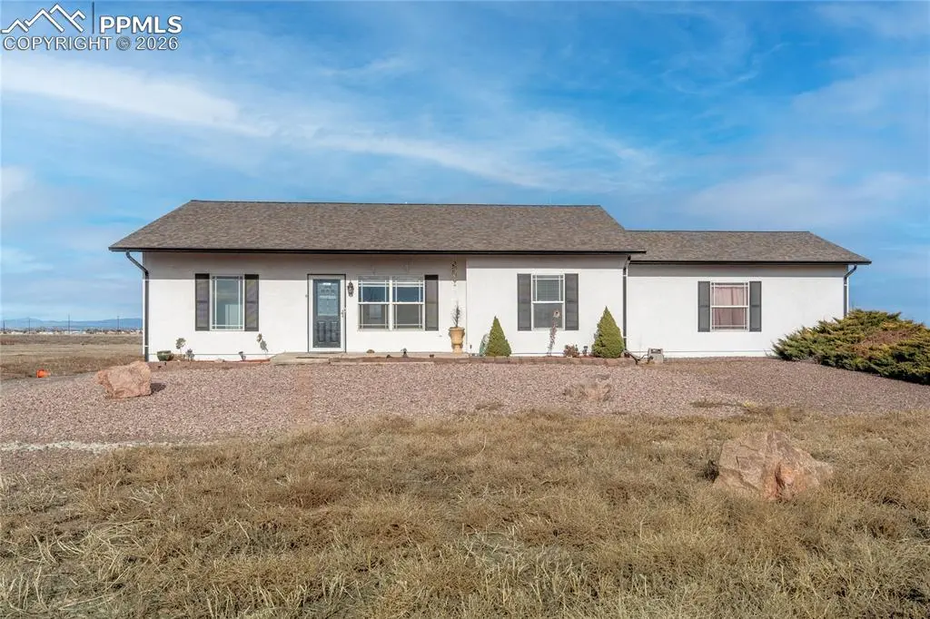 995 N Matt DR, Pueblo, CO 81007