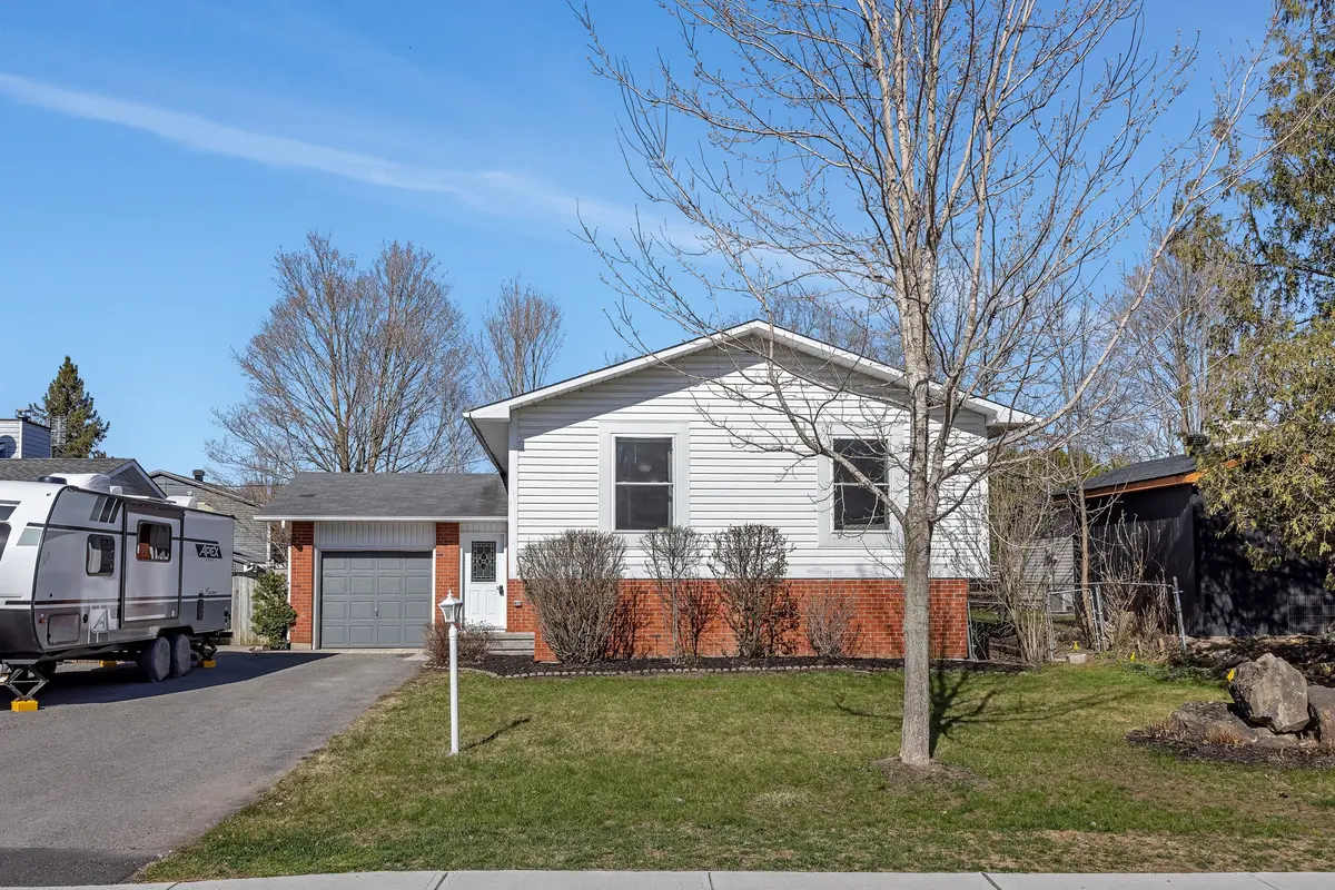 46 NELSON ST W, Carleton Place, ON K7C 3X2